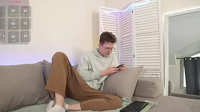 Teddy Parker online show from 11-07-25, 08:14