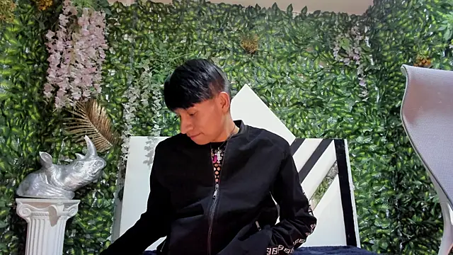 ALEXANDRO BOVER online show from 12-18-25, 09:32