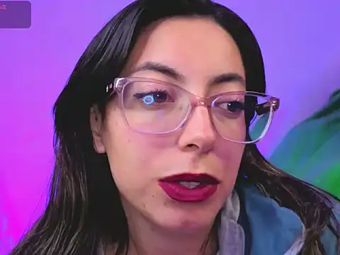 Snapshot of zylla_storn chatting on 01-15-26, 08:19 zylla storn online show from 01-15-26, 08:19