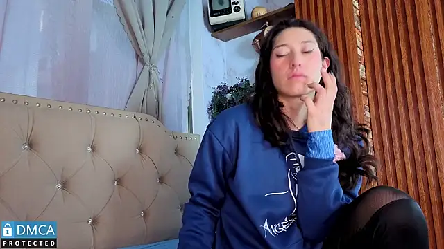 eva delight  online show from 01-14-26, 11:05