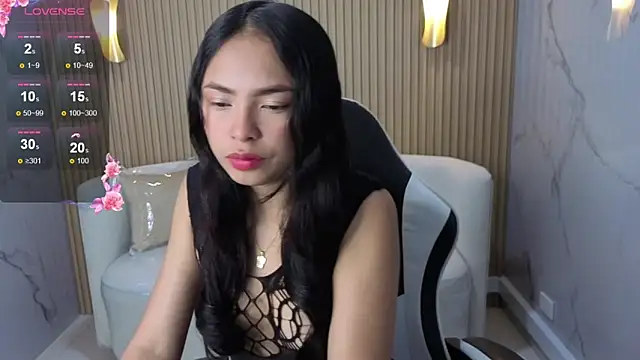 Snapshot of Katte_Kloss_Tx chatting on 10-25-25, 12:34 Katte Kloss Tx online show from 10-25-25, 12:34