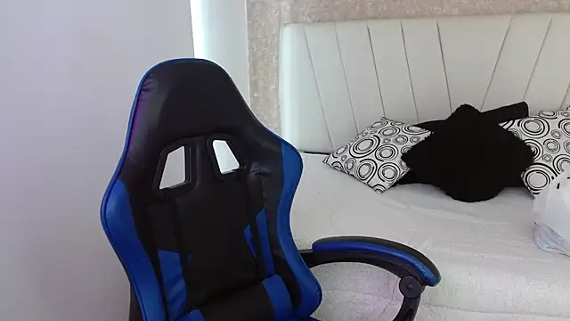 AliceSmity  online show from 02-07-26, 12:20