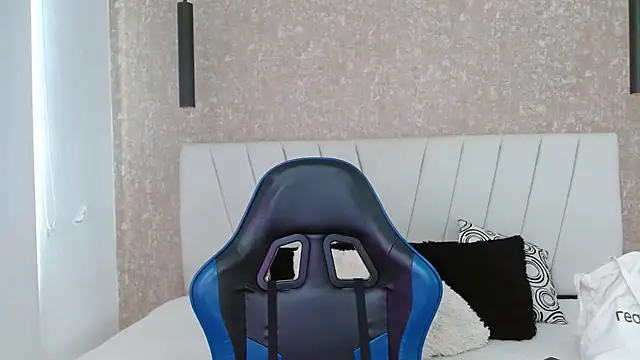 AliceSmity  online show from 03-26-26, 02:00