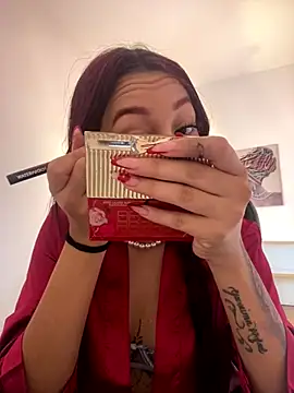 StephanyRouss online show from 12-04-25, 11:13