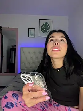 Snapshot of BIJOU_SECRET chatting on 02-21-26, 02:34 BIJOU SECRET online show from 02-21-26, 02:34