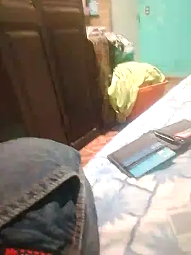 crazyyela online show from 10-25-25, 03:47