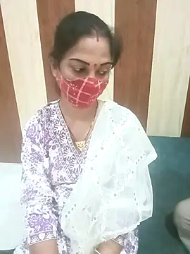 Janvi kapor online show from 10-25-25, 10:01