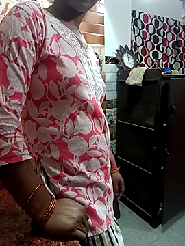 Janvi kapor online show from 10-30-25, 06:26