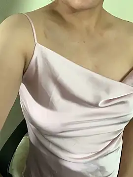 HellenChan online show from 11-09-25, 01:20