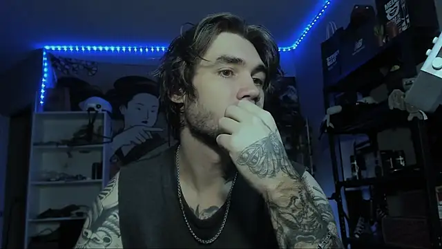 Go V Cs online show from 11-10-25, 04:39