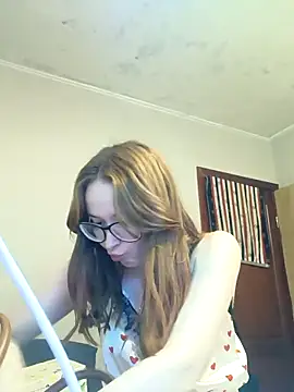 AmberlyCarr online show from 11-11-25, 04:18