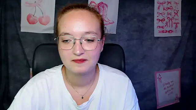 Snapshot of MissAriaa chatting on 08-03-26, 12:21 MissAriaa online show from 08-03-26, 12:21