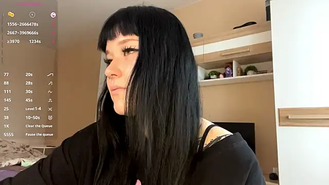 LaurenOveson online show from 12-04-25, 08:12