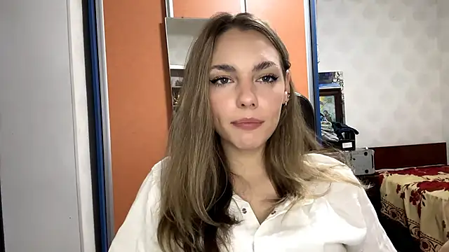 IlanaLafferty online show from 11-18-25, 08:13