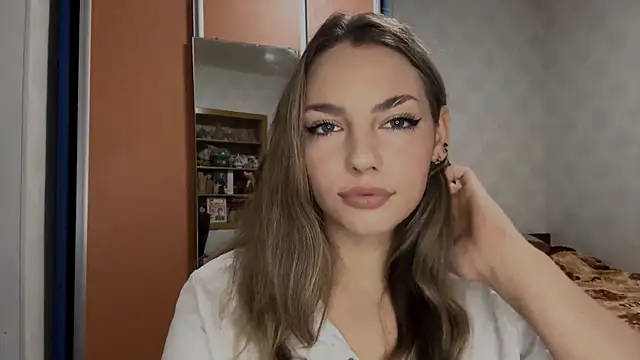 IlanaLafferty online show from 11-30-25, 05:17