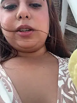 RileyFlame online show from 12-16-25, 02:33