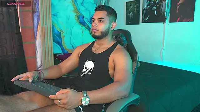 Snapshot of Tiler_wolker chatting on 11-02-25, 03:47 Tiler wolker online show from 11-02-25, 03:47