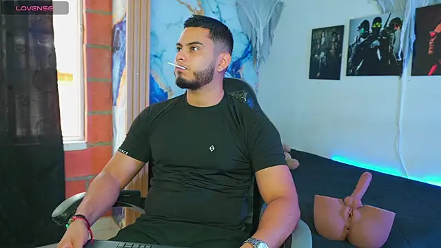 Snapshot of Tiler_wolker chatting on 11-07-25, 08:42 Tiler wolker online show from 11-07-25, 08:42