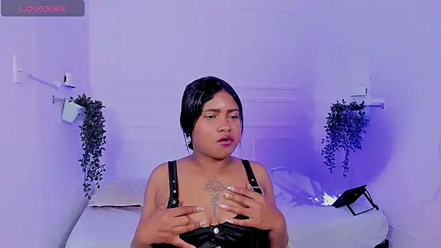 Snapshot of Anyelikluz91 chatting on 11-02-25, 04:15 Anyelikluz91 online show from 11-02-25, 04:15