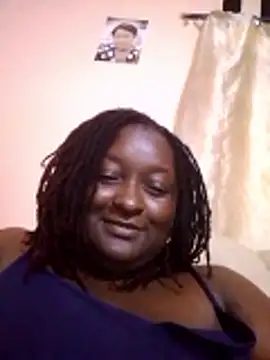 SweetestDIP online show from 10-28-25, 06:39