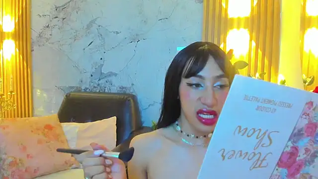 Nayla Monroee online show from 11-10-25, 01:54