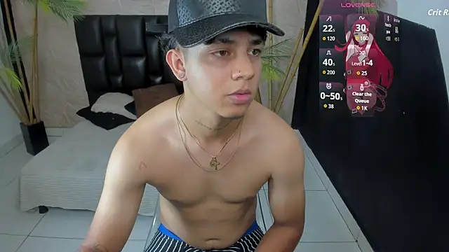 Snapshot of Maicol_ortiz chatting on 10-28-25, 07:16 Maicol ortiz online show from 10-28-25, 07:16