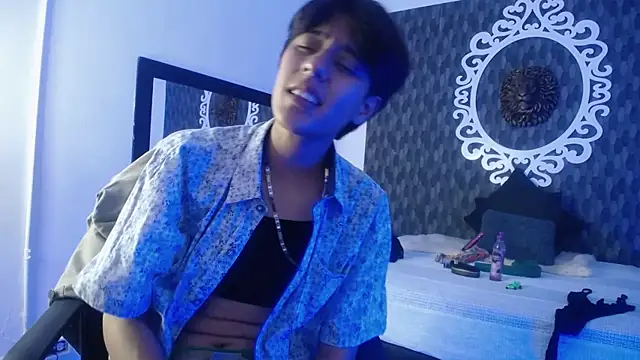 Ghost  Girl  online show from 11-01-25, 02:13