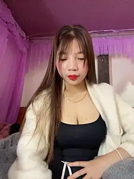 Zlienr023 online show from 11-19-25, 12:43