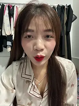 Zlienr023 online show from 12-19-25, 12:23