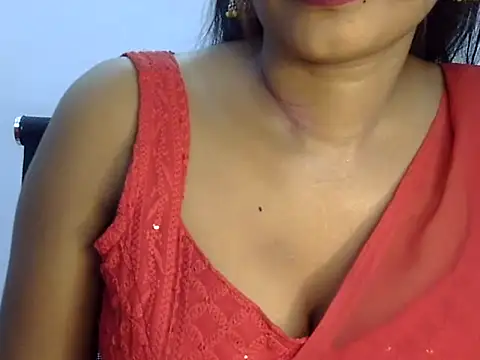 Snapshot of Cutie_Sonam chatting on 10-28-25, 06:43 Cutie Sonam online show from 10-28-25, 06:43