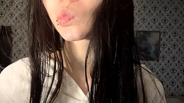 SofiaDreams09 online show from 12-20-25, 02:46