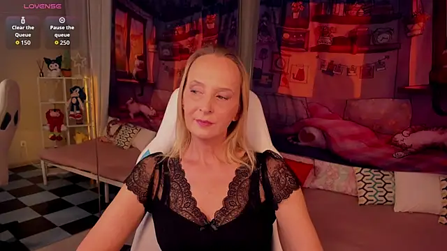 ScarlettPalmer online show from 12-20-25, 10:11