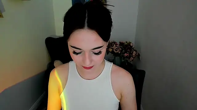 Snapshot of MakeYoueHappy chatting on 02-28-26, 03:29 MakeYoueHappy online show from 02-28-26, 03:29