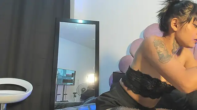 Snapshot of JaidenBrown_ chatting on 10-30-25, 12:45 JaidenBrown  online show from 10-30-25, 12:45