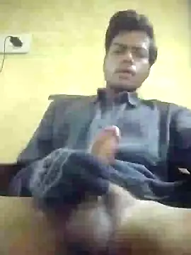 Luckysucks online show from 12-20-25, 03:57