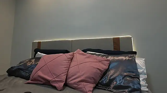 Snapshot of MaryahBlanc chatting on 10-27-25, 11:52 MaryahBlanc online show from 10-27-25, 11:52