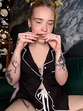 mattiethebaddieee online show from 12-15-25, 01:21