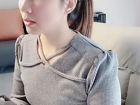 lvy-002 online show from 12-21-25, 02:02