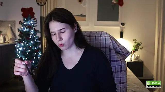 Snapshot of girl_u_never_met chatting on 12-15-25, 06:01 girl u never met online show from 12-15-25, 06:01