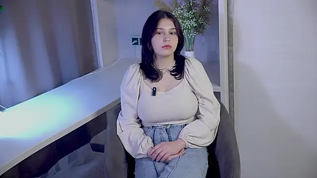 Snapshot of DevonaBedard chatting on 10-28-25, 03:54 DevonaBedard online show from 10-28-25, 03:54