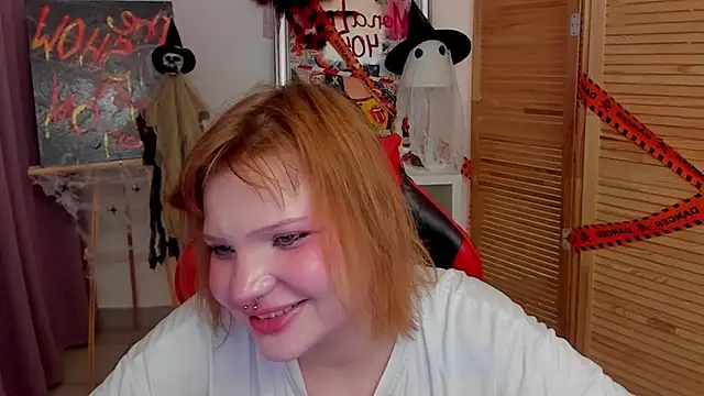 babyyullii online show from 10-29-25, 08:38