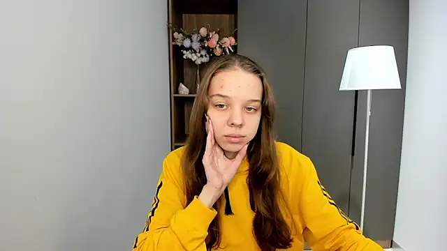 CorazonKlann online show from 10-28-25, 11:25