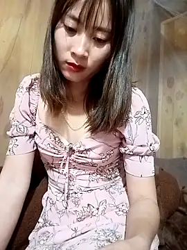 Em xinh01 online show from 11-18-25, 03:56