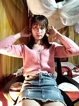 Em xinh01 online show from 12-22-25, 10:56