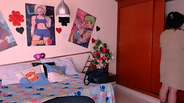 EmmilyConnor online show from 11-08-25, 01:44