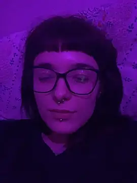 xlucifer13 online show from 10-28-25, 01:31