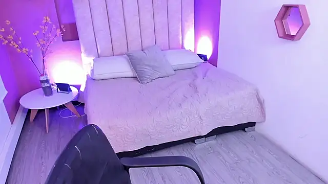 mia jagger online show from 02-07-26, 08:56