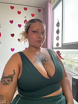 Snapshot of pinkbaddie777 chatting on 02-08-26, 10:13 pinkbaddie777 online show from 02-08-26, 10:13