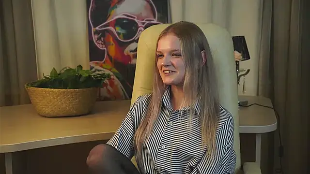 BrennaTout online show from 10-28-25, 12:30