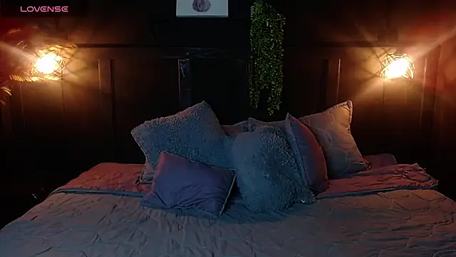 Noah  20 online show from 10-30-25, 01:18